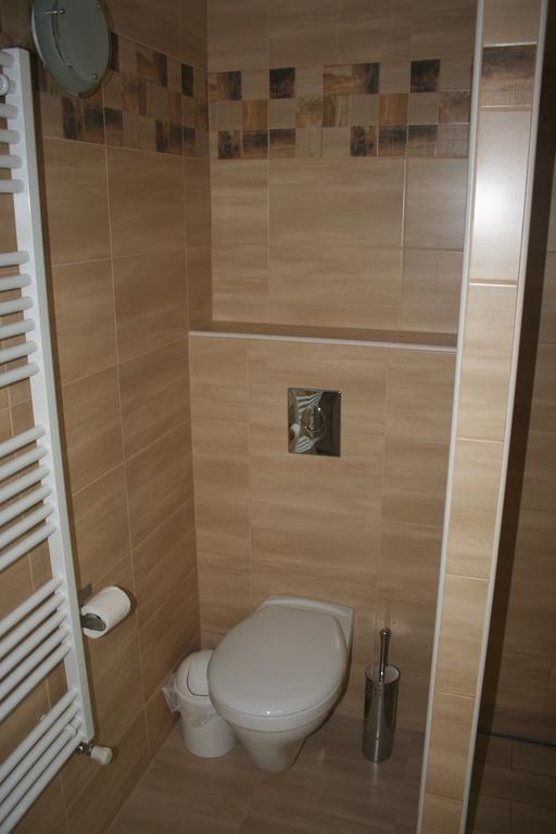 Malomko Apartman Zsira Buitenkant foto