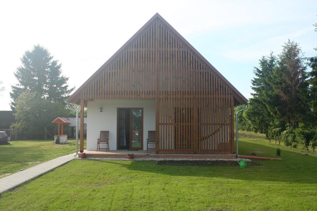 Malomko Apartman Zsira Buitenkant foto