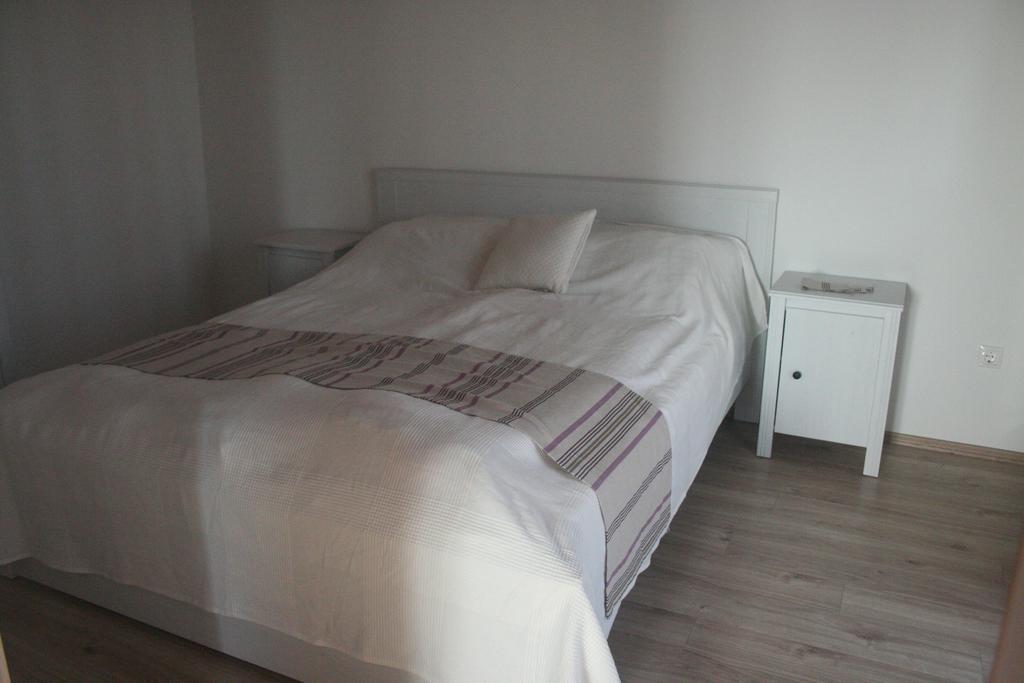 Malomko Apartman Zsira Buitenkant foto